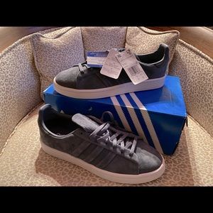 Women’s Grey Suede Adidas Sz 9 NWB